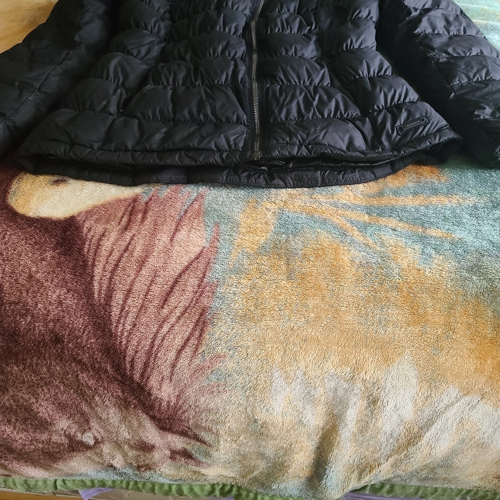 Ladies Athleta Size Large Jacket. - Picture 4 of 5